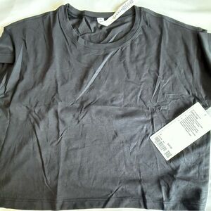 lululemon Cates Tee